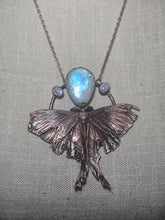 Load image into Gallery viewer, REAL Luna Moth with Rainbow Moonstone