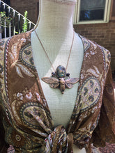 Load image into Gallery viewer, Real Cicada w Purple Labradorite &amp; Amethyst