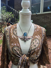 Load image into Gallery viewer, Real Cicada w Labradorite