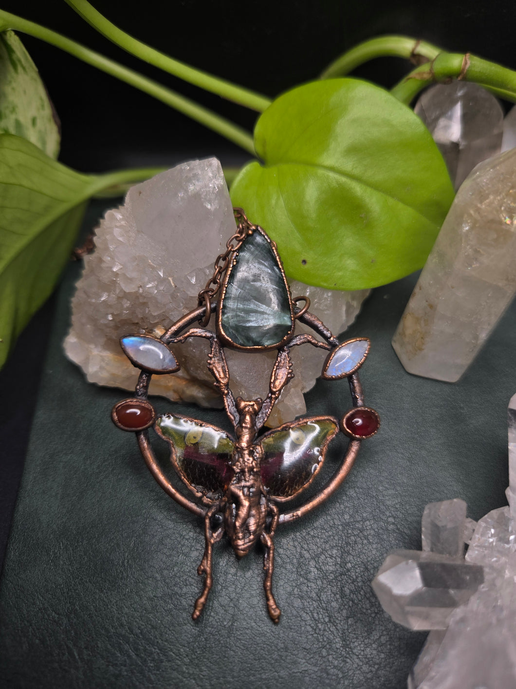 REAL Mantis w Seraphinite, Moonstone & Carnelian