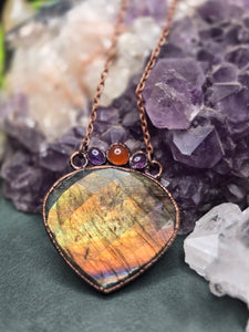 Sunset Labradorite w Carnelian & Amethyst