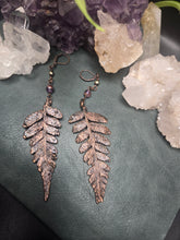 Load image into Gallery viewer, REAL Ferns w Super 7 &amp; Golden Hematite