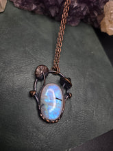 Load image into Gallery viewer, Moonstone Mushroom