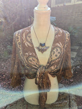 Load image into Gallery viewer, Real Cicada w Blue Labradorites