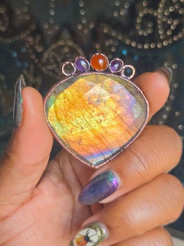 Sunset Labradorite w Carnelian & Amethyst