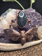 Load image into Gallery viewer, REAL Cicada w Bloodstone &amp; Red Garnet