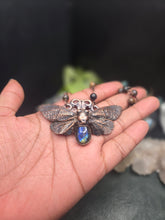 Load image into Gallery viewer, REAL Cicada w Labradorite &amp; Piertersite Chain